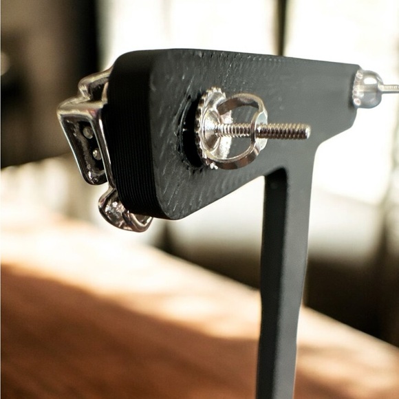 Elegant 925 Sterling Silver and Diamond Butterfly Earrings NWOT - Picture 5 of 6